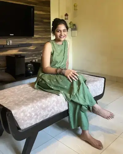 Aliabad Call Girls